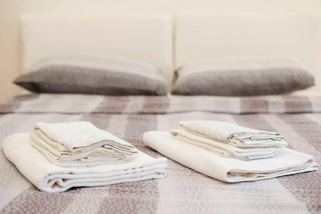 The Attico Chic Urban Free Parking Apartment โบโลญญา ภายนอก รูปภาพ